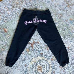 PINK by VS capri sweatpants, Size M
